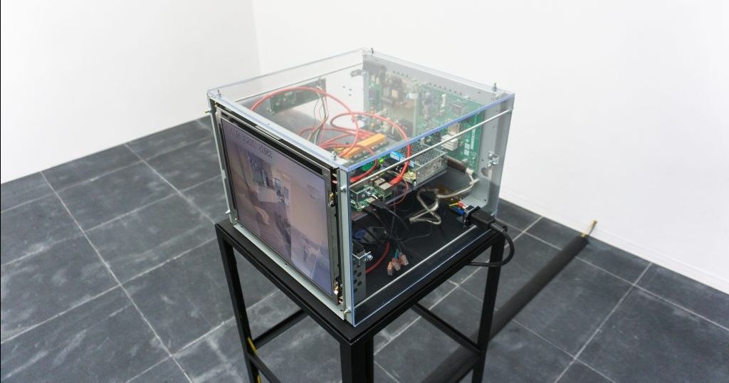 Missed: Back End - Dries Depoorter