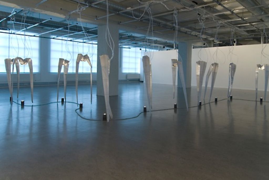 Inflatable Birds - Amorphic Robot Works