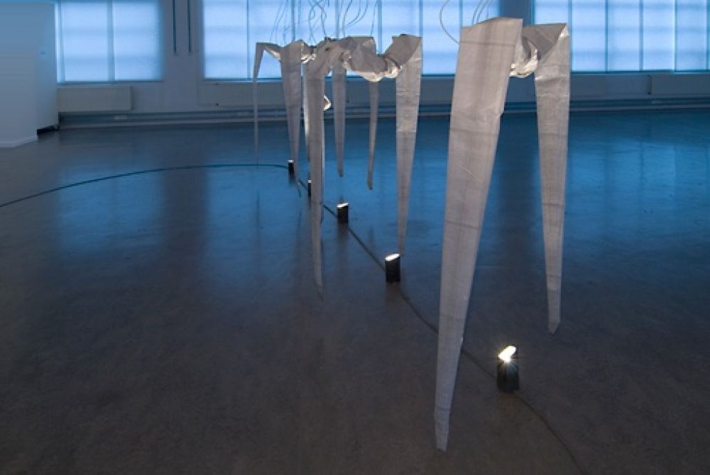 Inflatable Birds - Amorphic Robot Works
